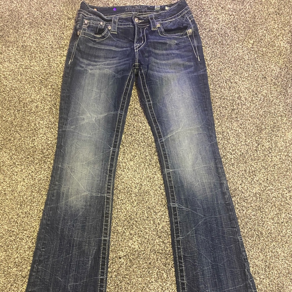 Miss Me jeans. Boot cut. Excellent condition. Size 26. 34” inseam.